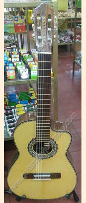 Requinto caja ancha1